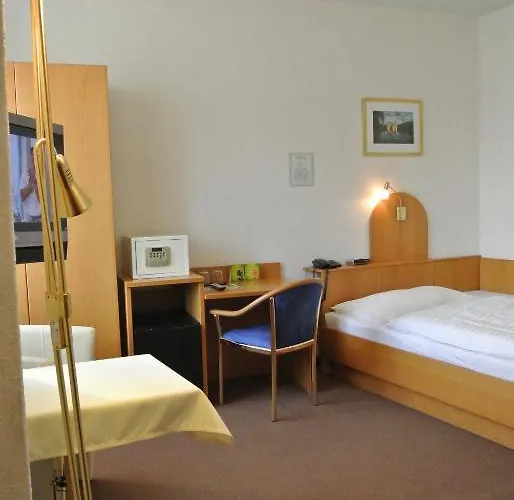 Schonbrunn Hotel